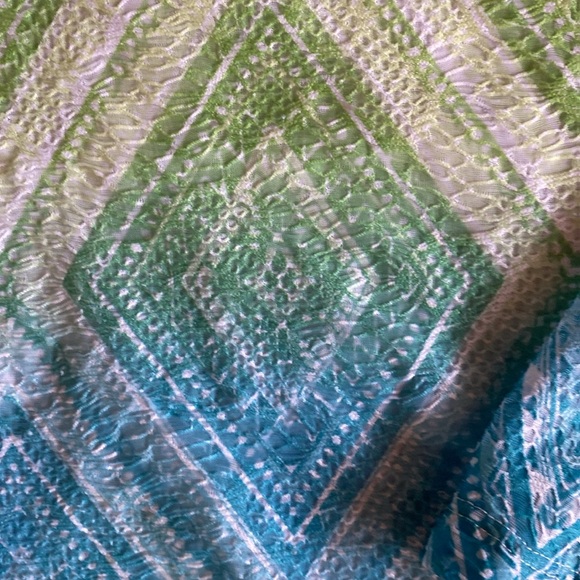 Alfred Dunner L Blue-Green Diamond Ombre V Neck 3/4 Sleeve Blouse - Picture 8 of 11